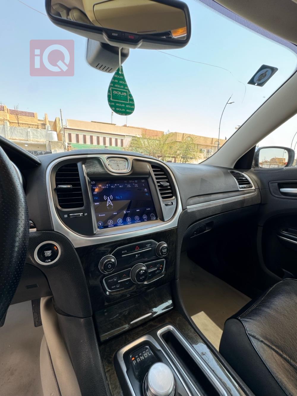Chrysler 300